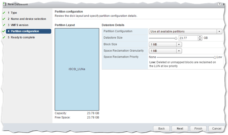 Figure 10 - Sizing the datastore and configuring space reclamation